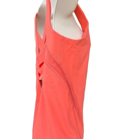 Lululemon Rise and Flow Tank Sz 8 In Cape Red Luxtreme - Picture 9 of 12